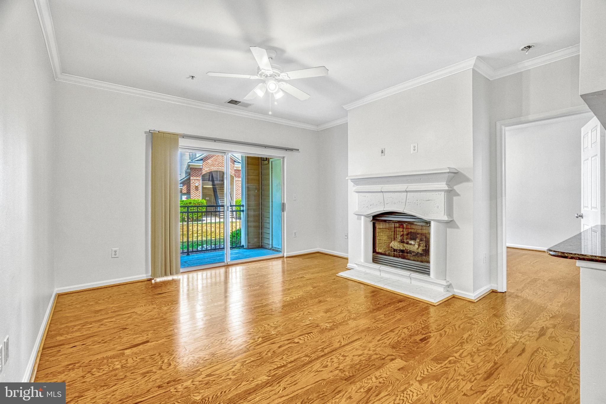 12937 Centre Park Cir #104