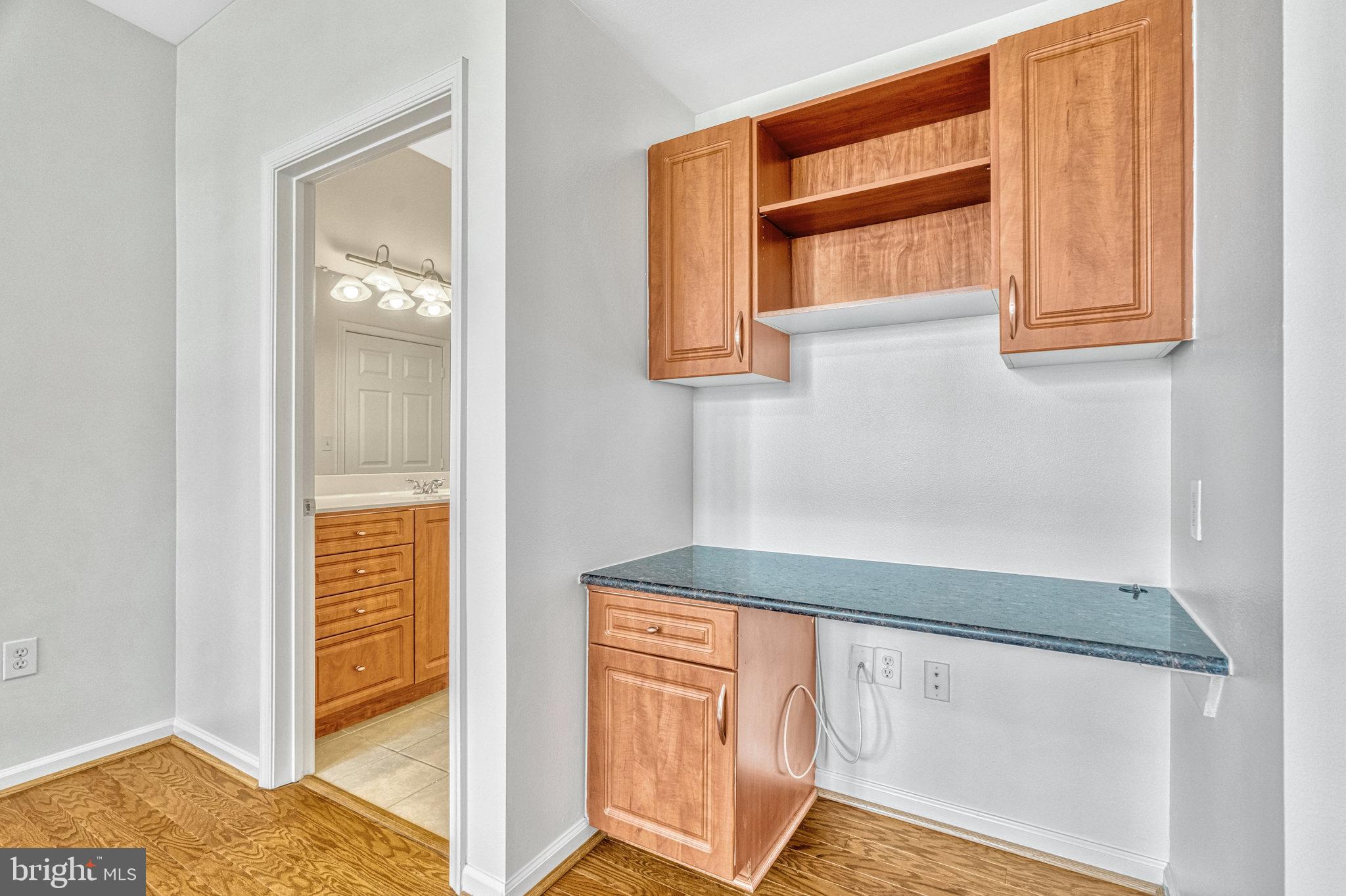 12937 Centre Park Cir #104
