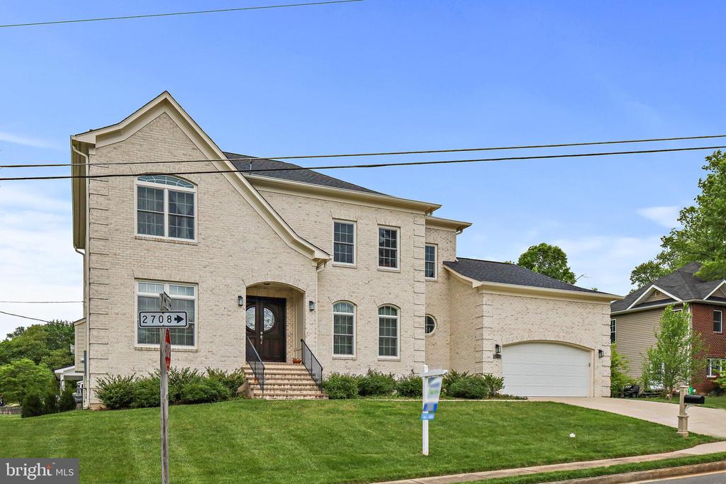 7430 HOWARD CT
