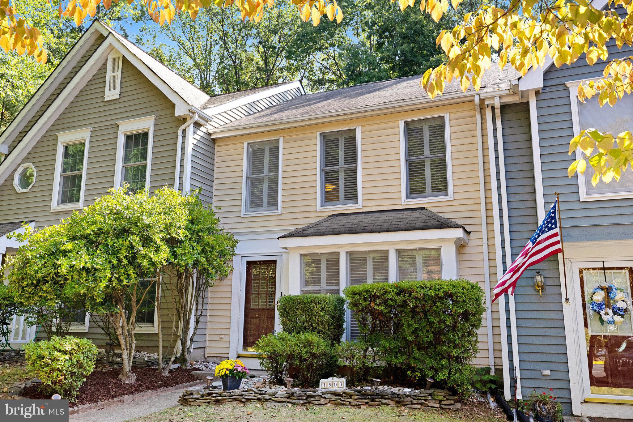 1503 TWISTED OAK DR