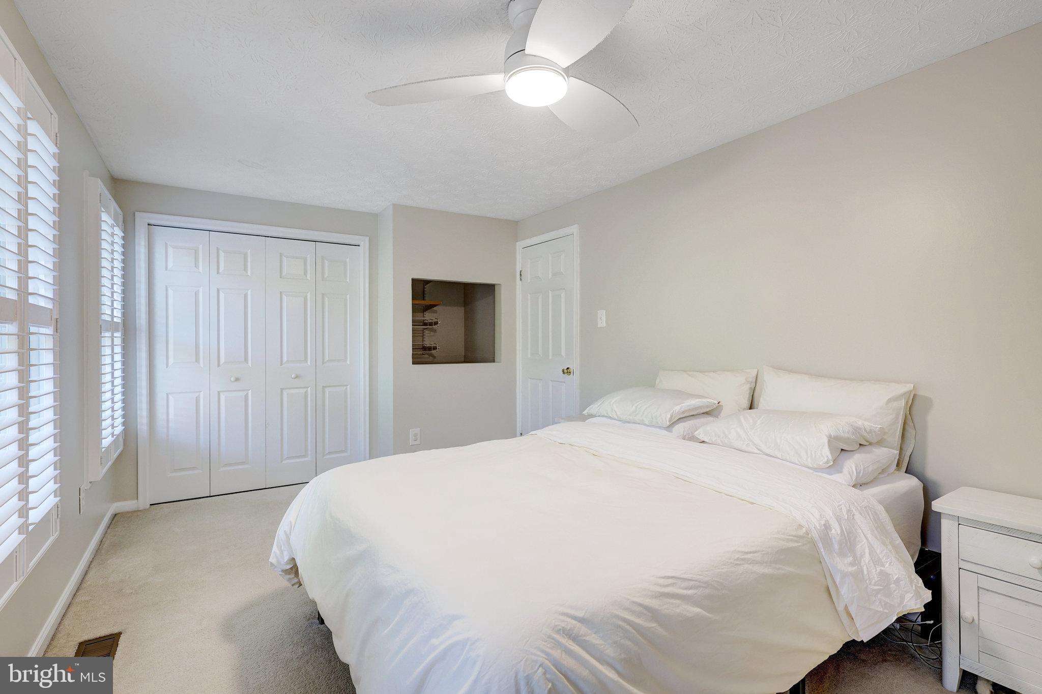 1503 TWISTED OAK DR