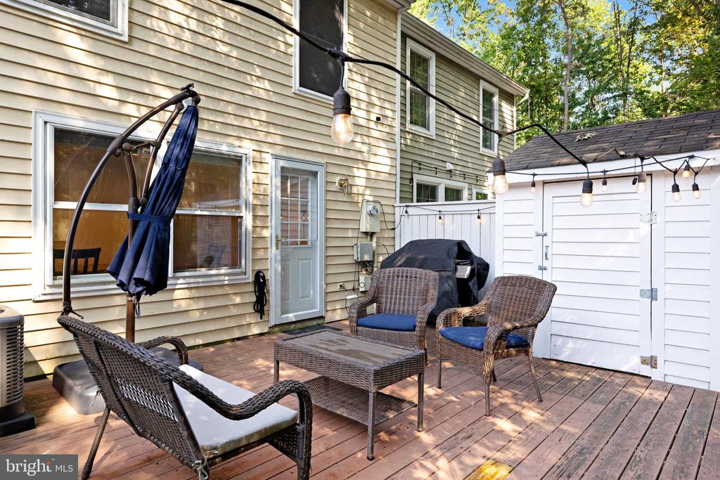 1503 TWISTED OAK DR