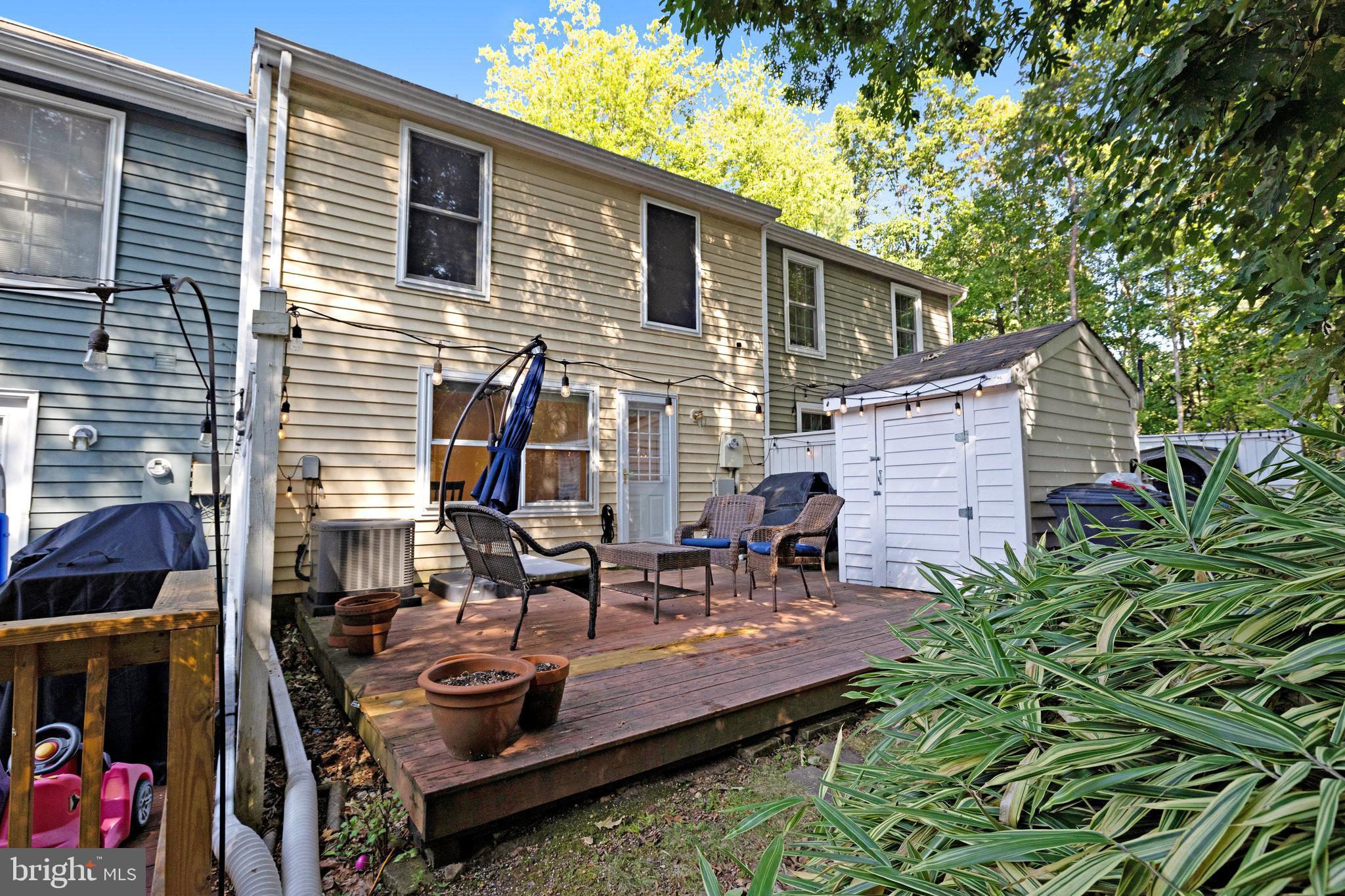 1503 TWISTED OAK DR