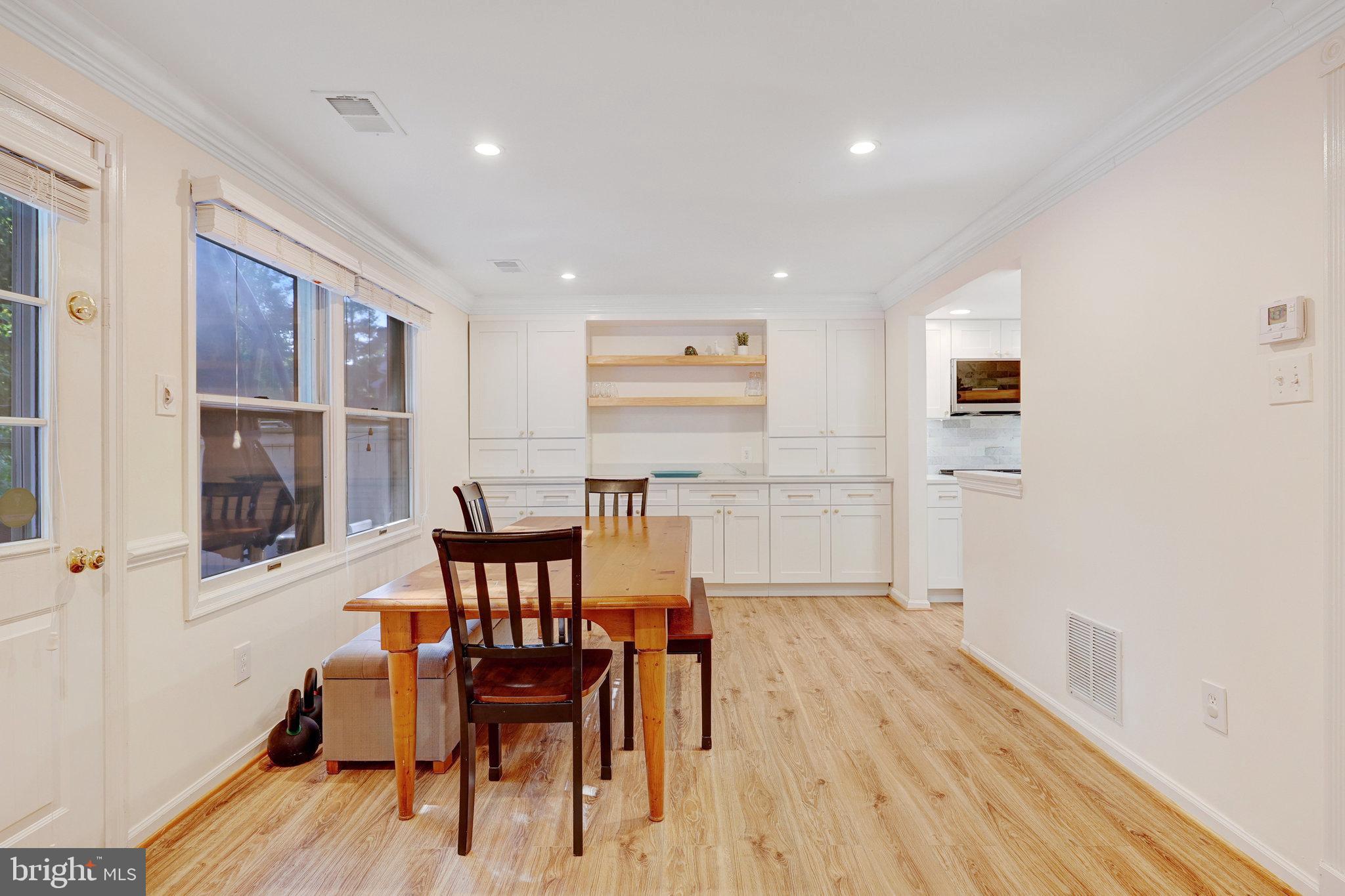 1503 TWISTED OAK DR
