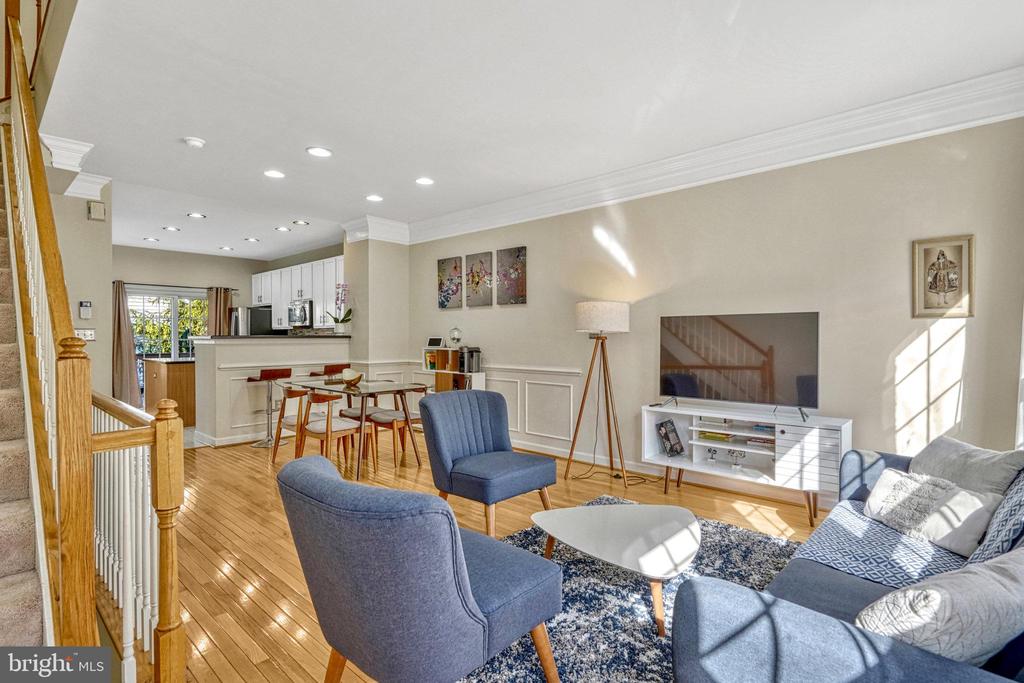 4158 TIMBER LOG WAY