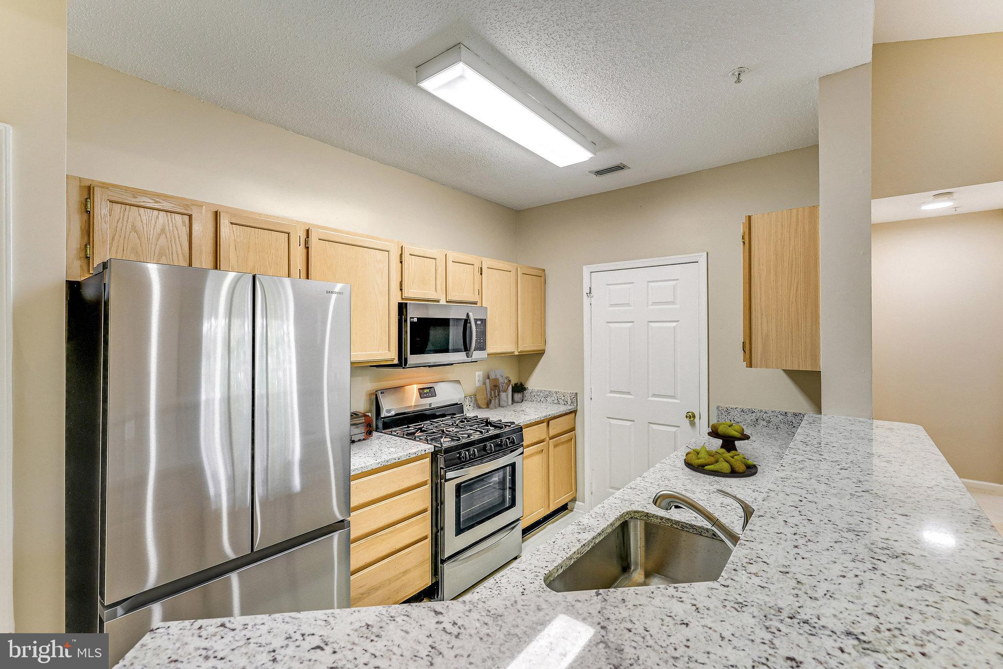 1700 LAKE SHORE CREST DR #34