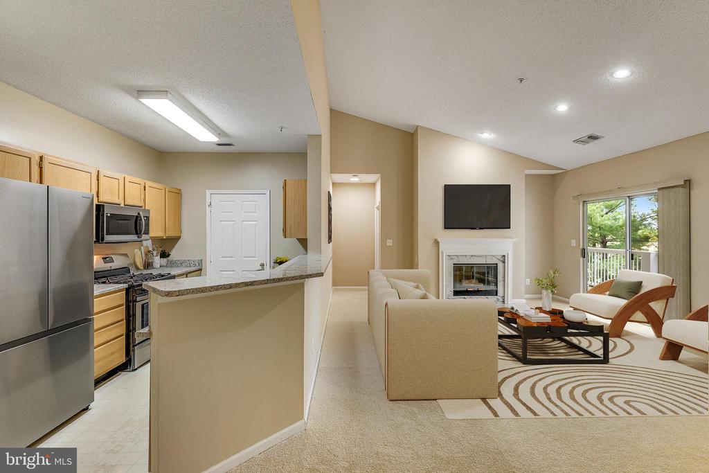 1700 LAKE SHORE CREST DR #34