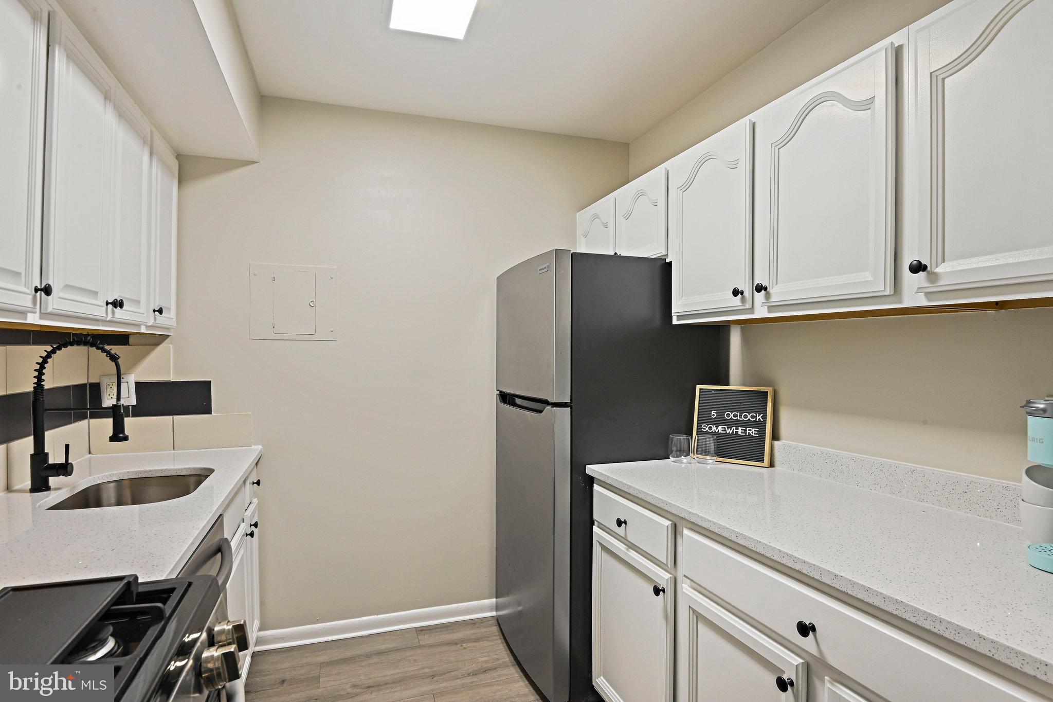 11619 VANTAGE HILL ROAD 1A