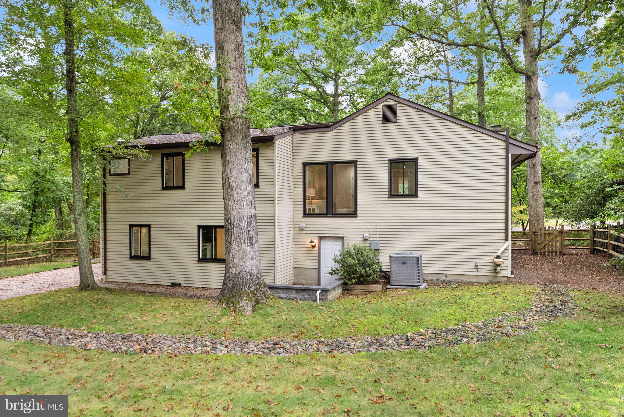 2510 FREETOWN DRIVE