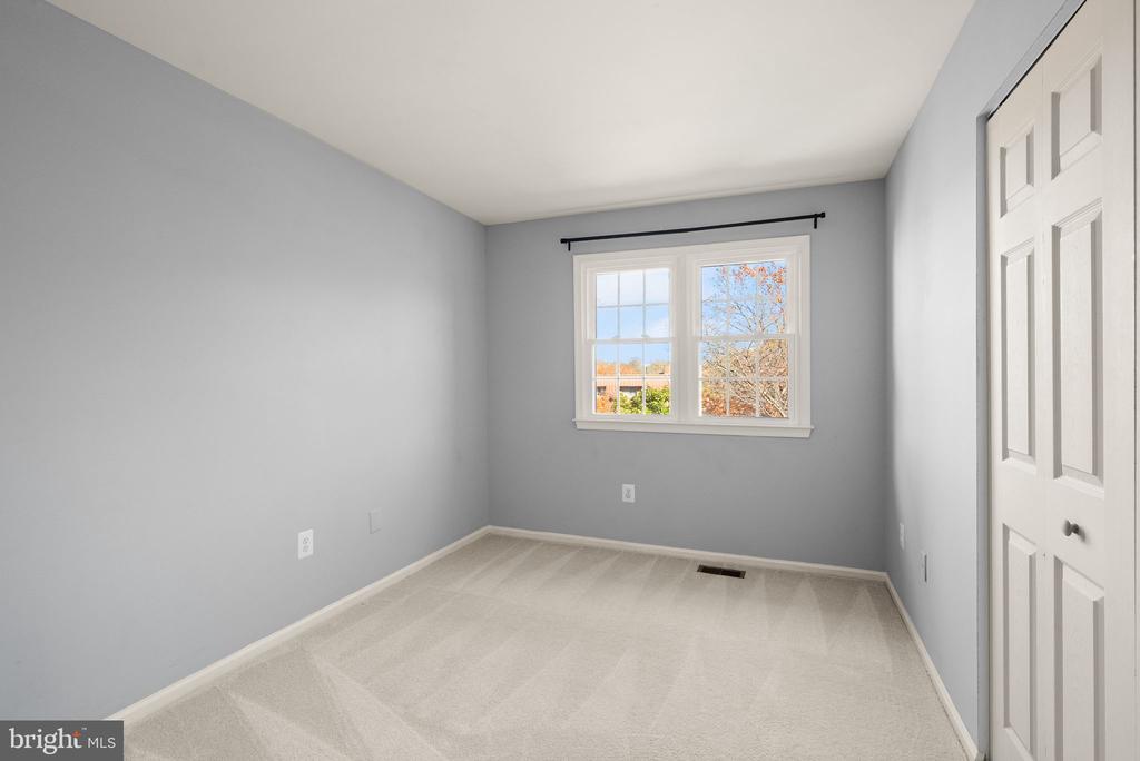 8205 CEDAR LANDING COURT