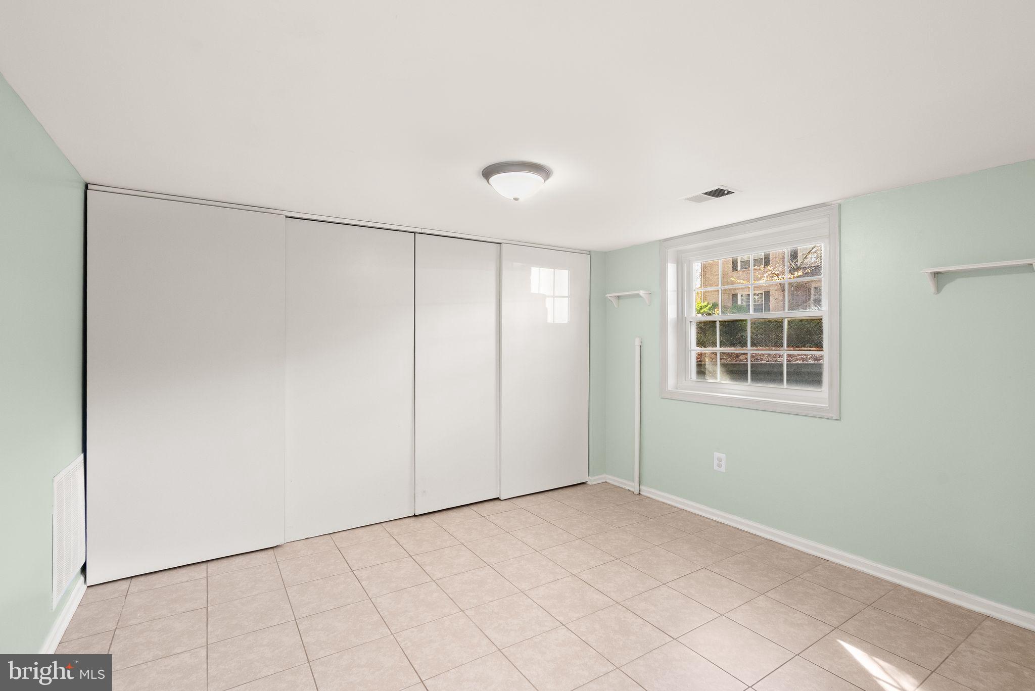 8205 CEDAR LANDING COURT