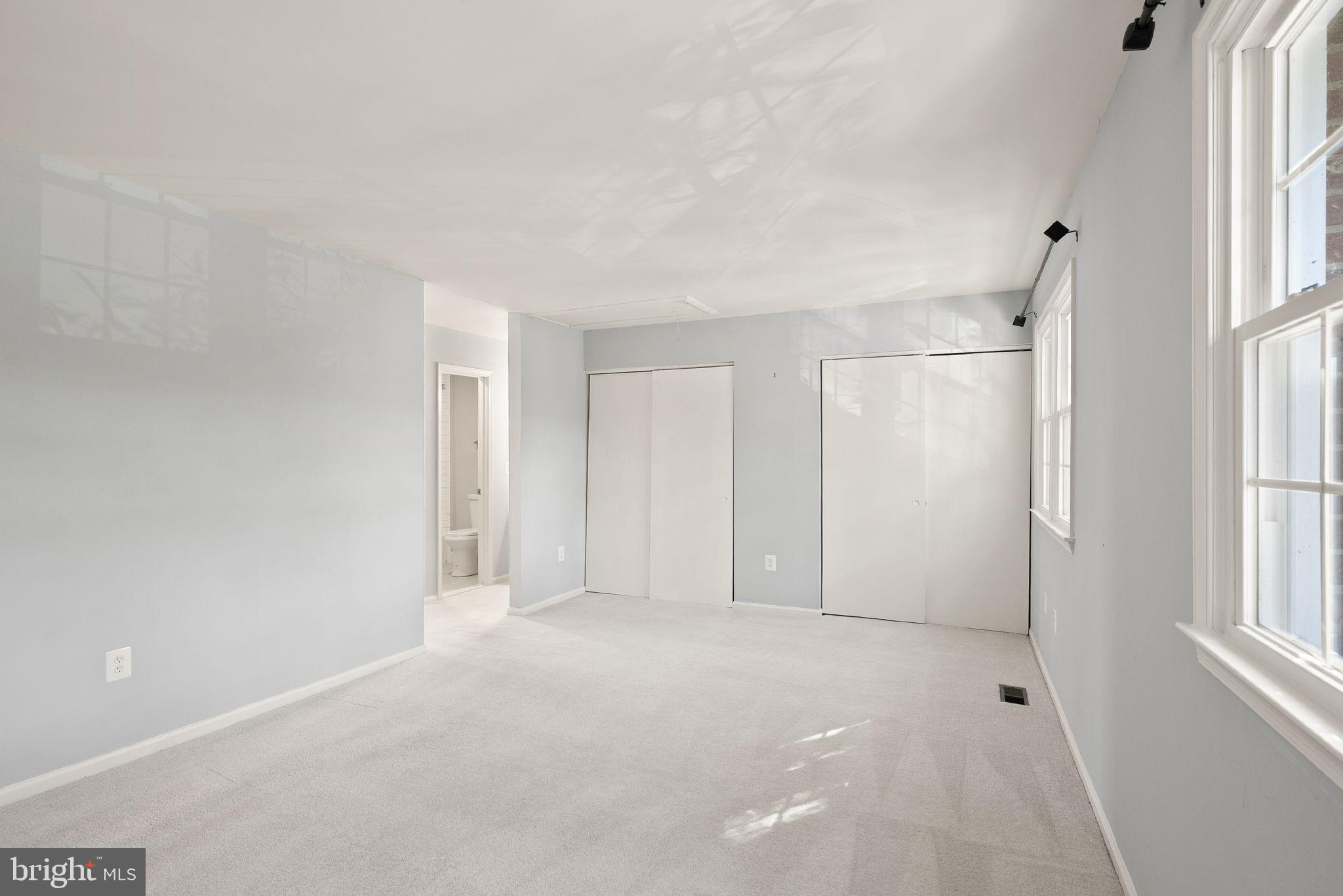 8205 CEDAR LANDING COURT