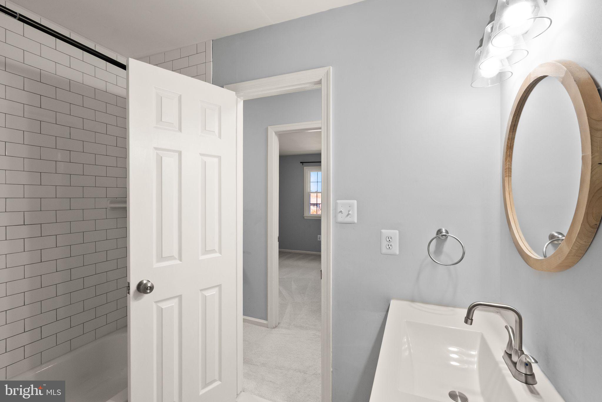 8205 CEDAR LANDING COURT