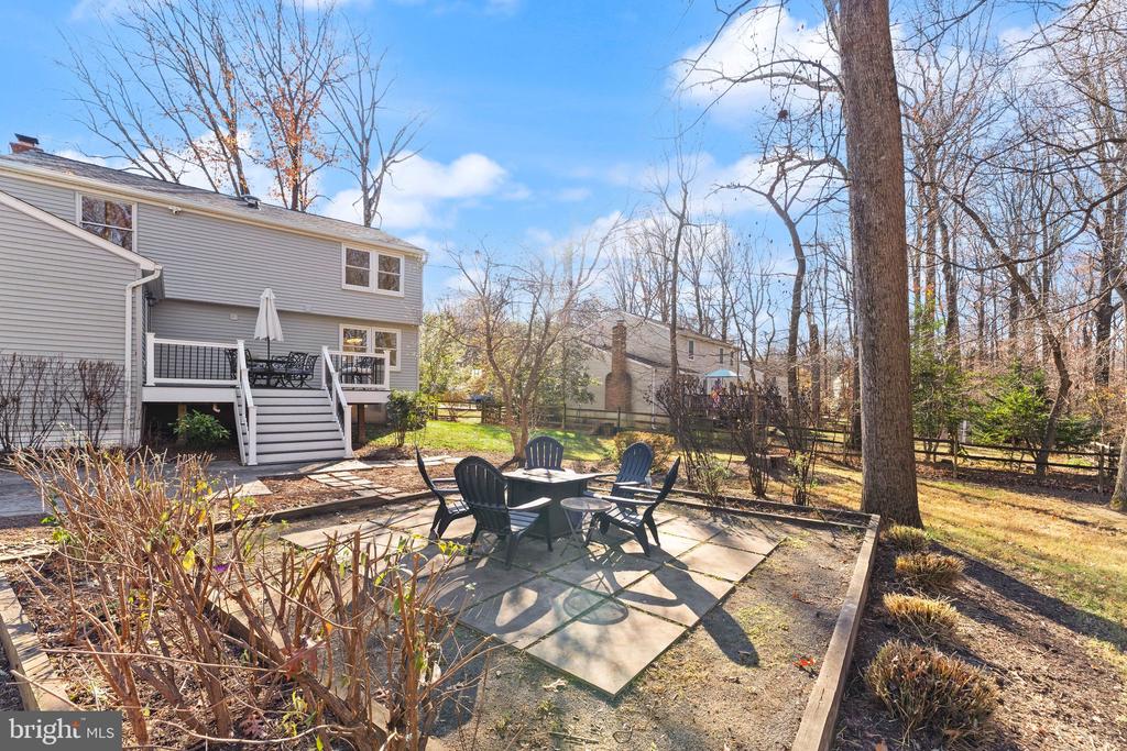 2420 FREETOWN DRIVE