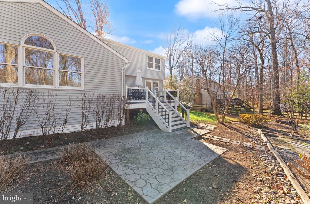 2420 FREETOWN DRIVE