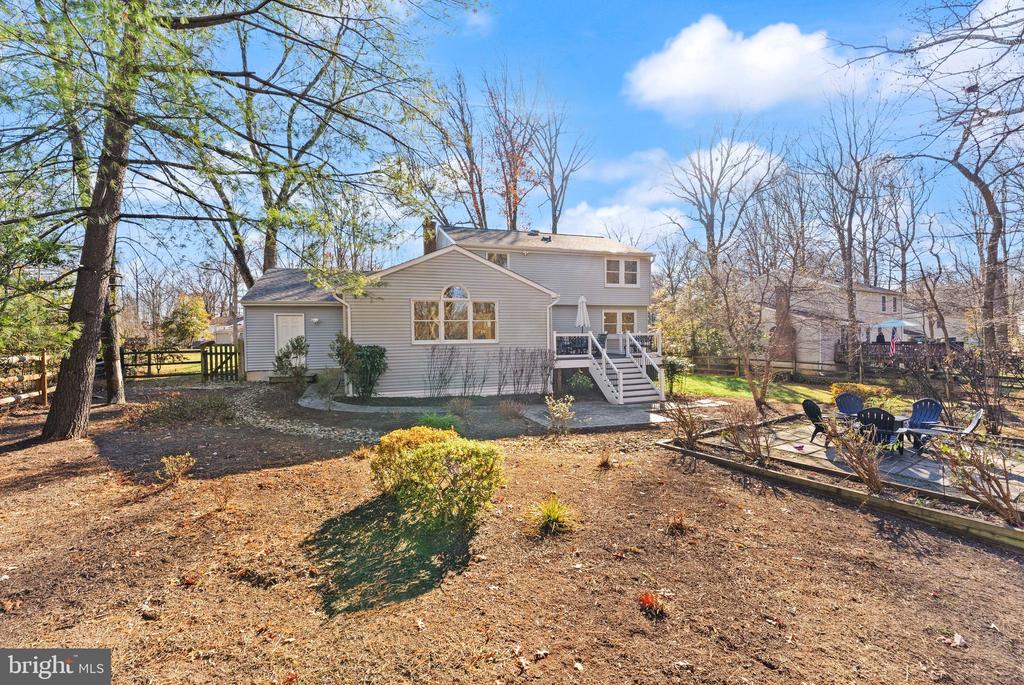 2420 FREETOWN DRIVE