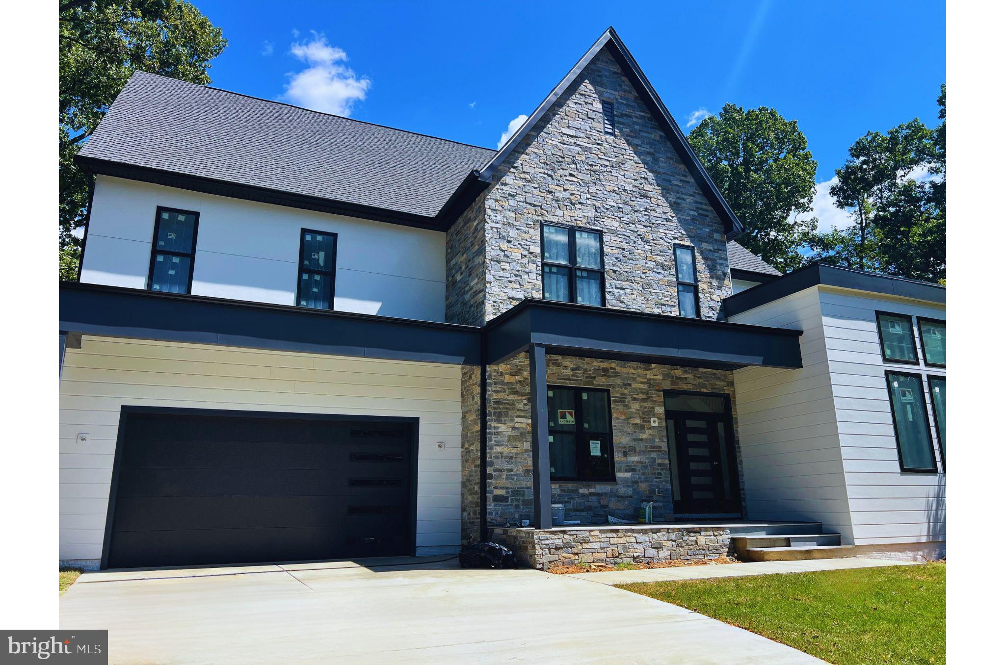 1915 GREAT FALLS STREET