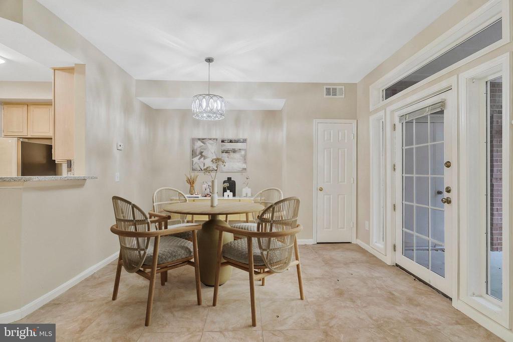 1319 GARDEN WALL COURT Unit: 404