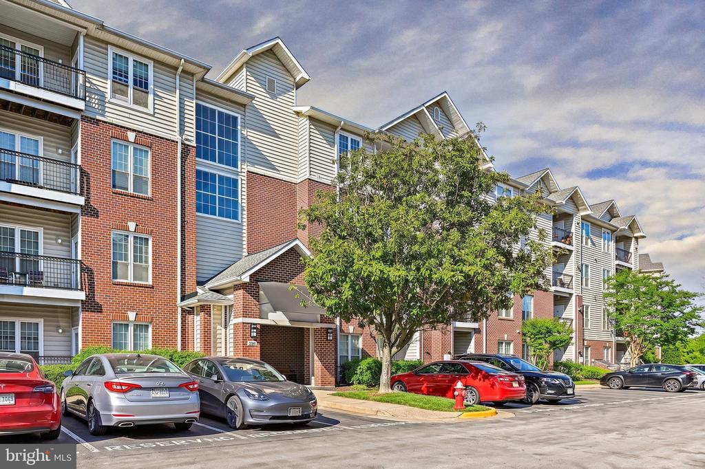 1580 SPRING GATE DRIVE Unit: 4312