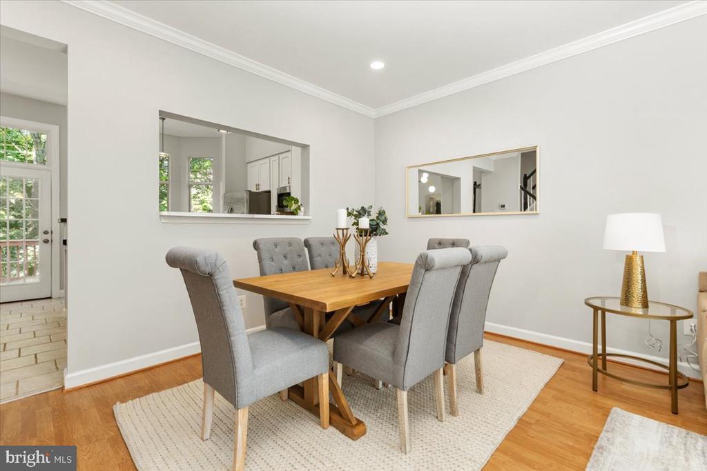 20547 WARBURTON BAY SQUARE Unit: 37