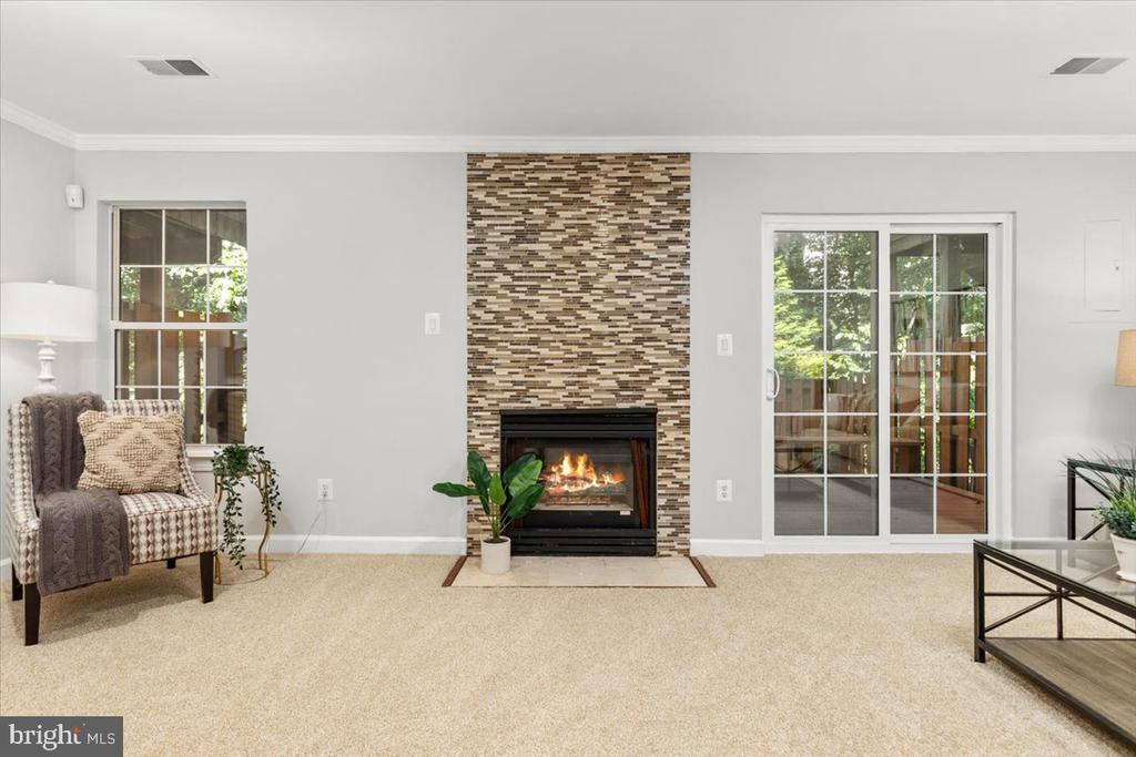 20547 WARBURTON BAY SQUARE Unit: 37