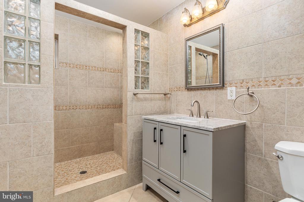 12877 VALLEYWOOD DRIVE