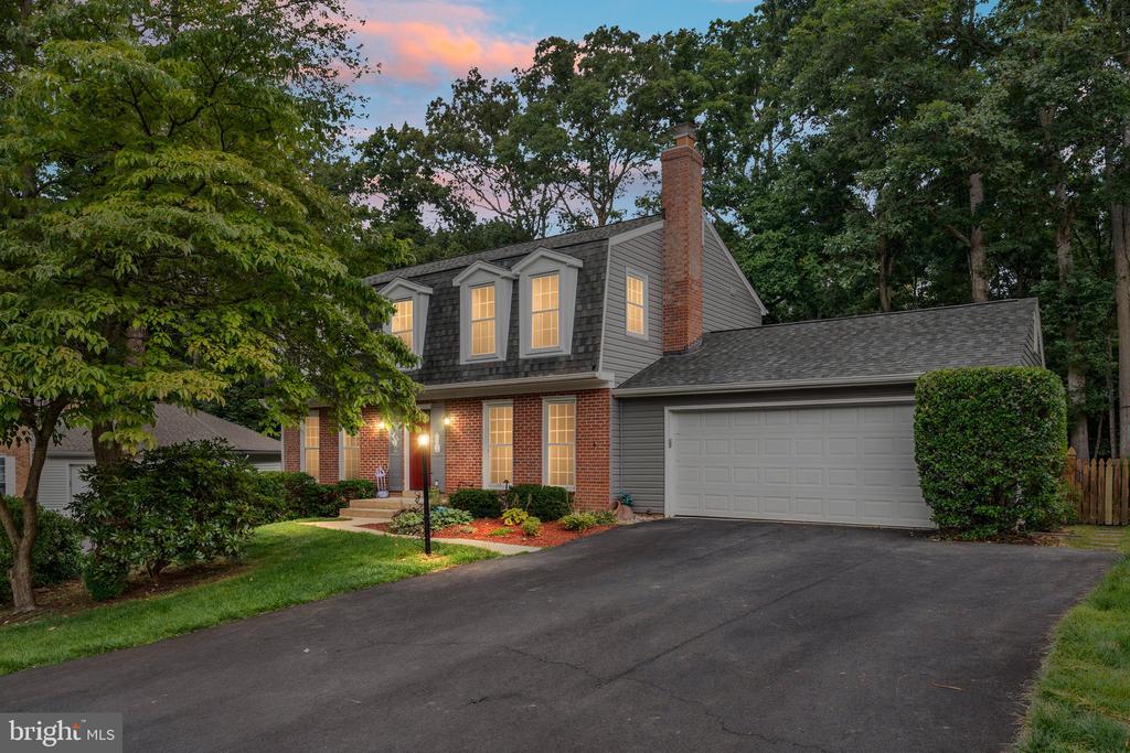 12877 VALLEYWOOD DRIVE