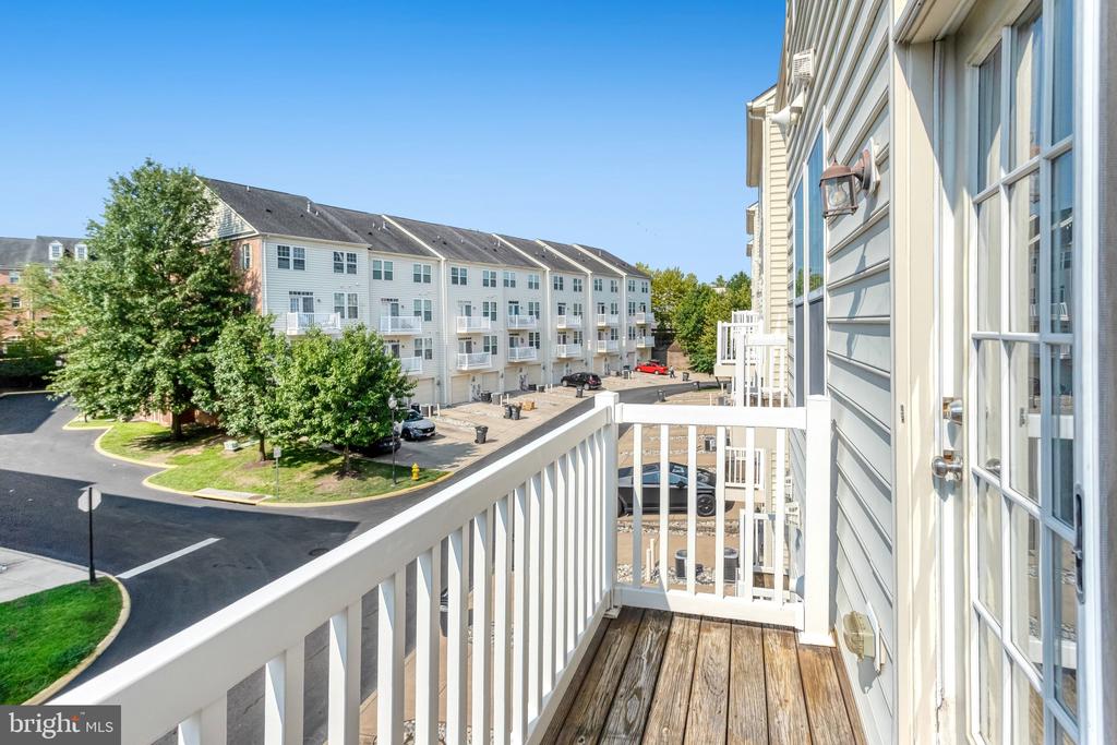 2503 EASTBOURNE DRIVE