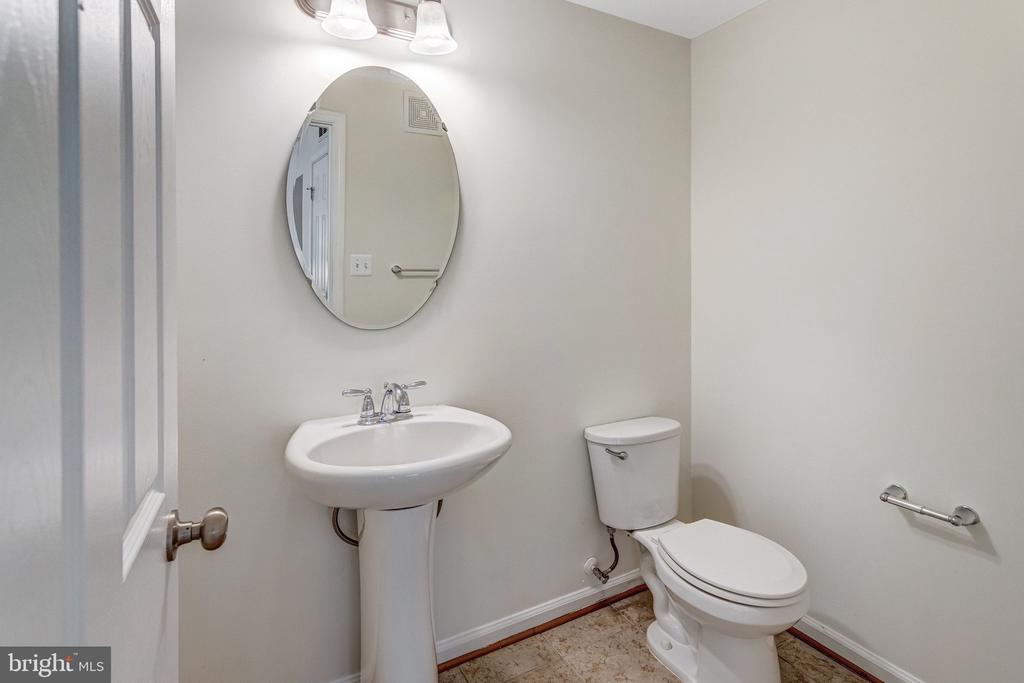 2503 EASTBOURNE DRIVE