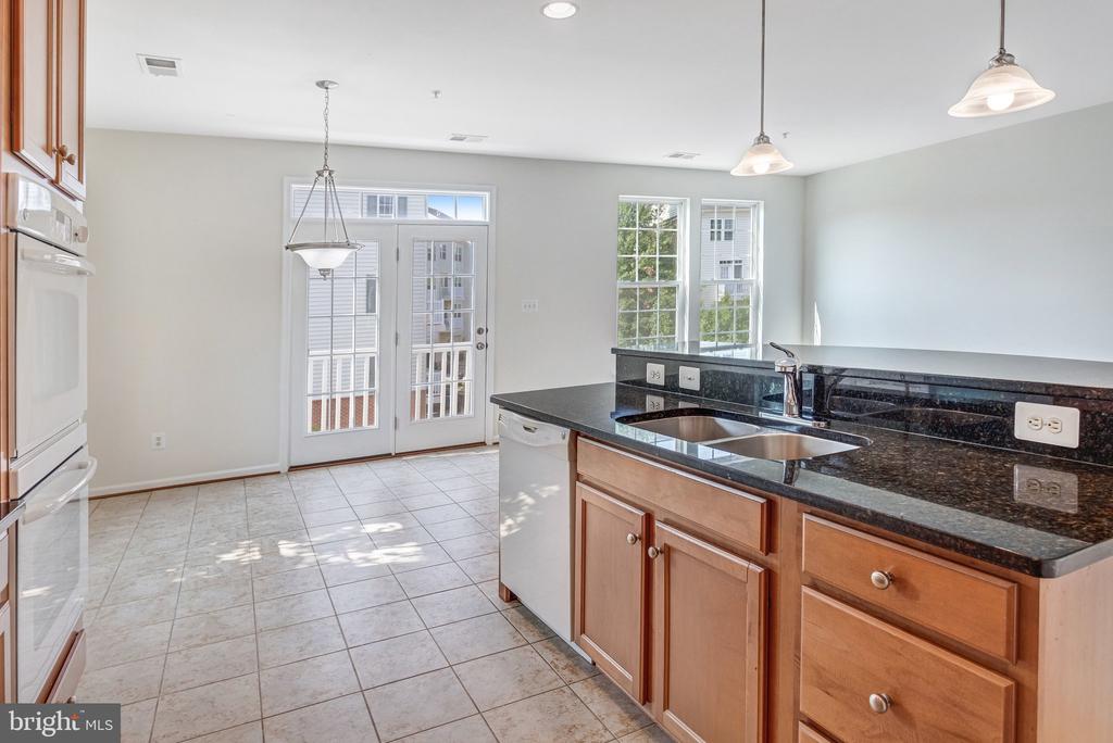 2503 EASTBOURNE DRIVE