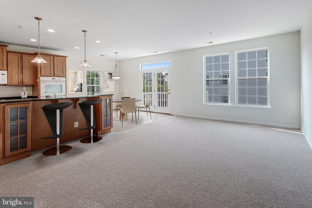 2503 EASTBOURNE DRIVE