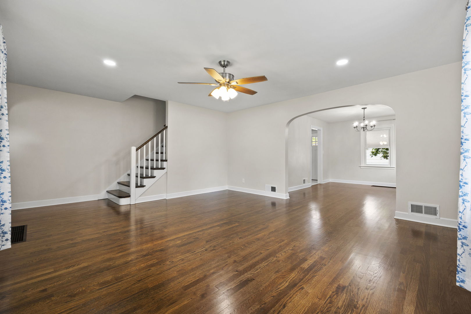 714-716 S River Street Unit: 716