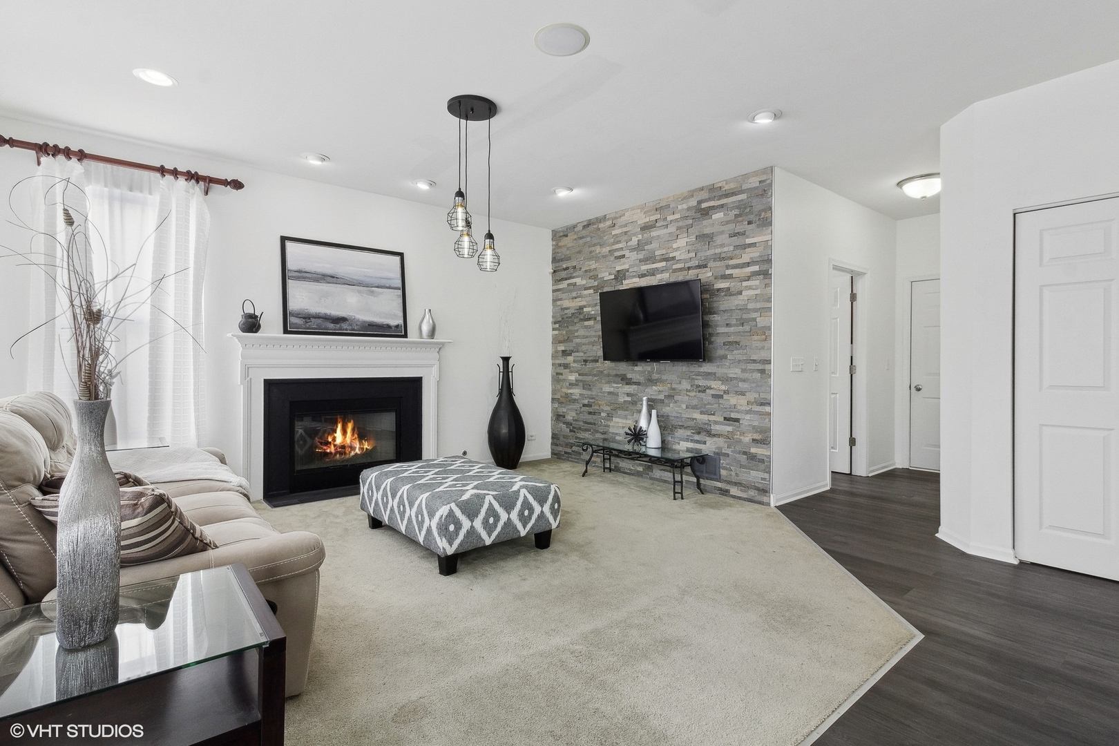 2711 Cranston Circle