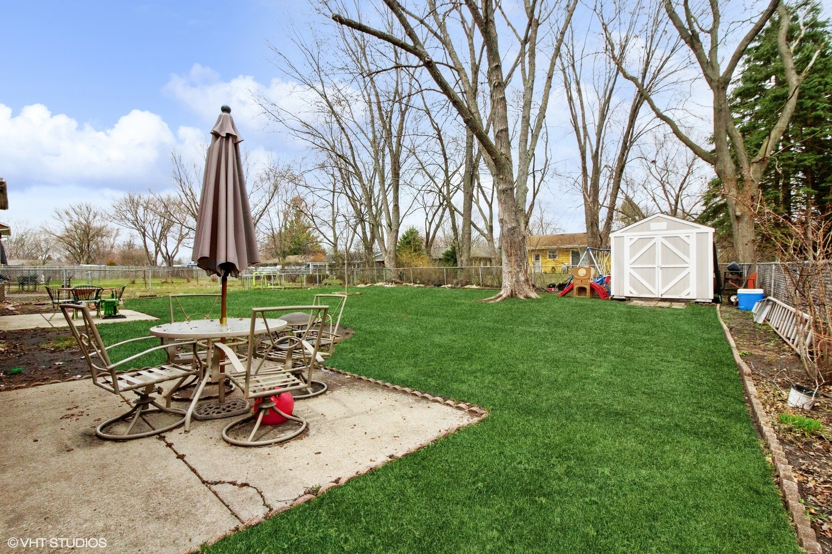 2003-09 W Illinois Avenue