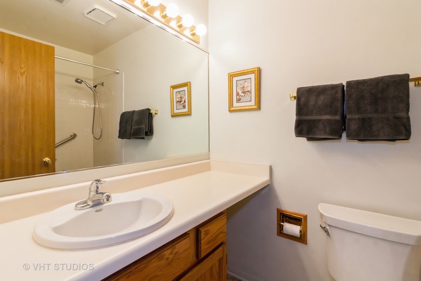 864 Quin Court Unit: 201