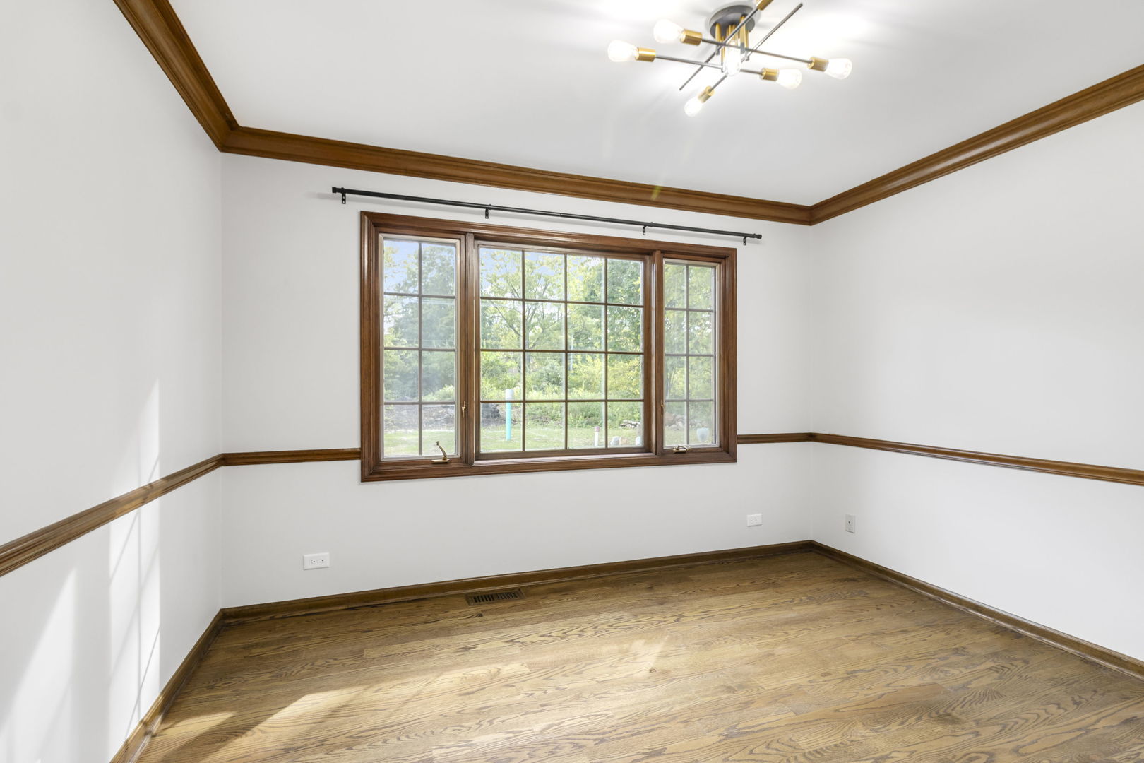 71 Crestview Drive