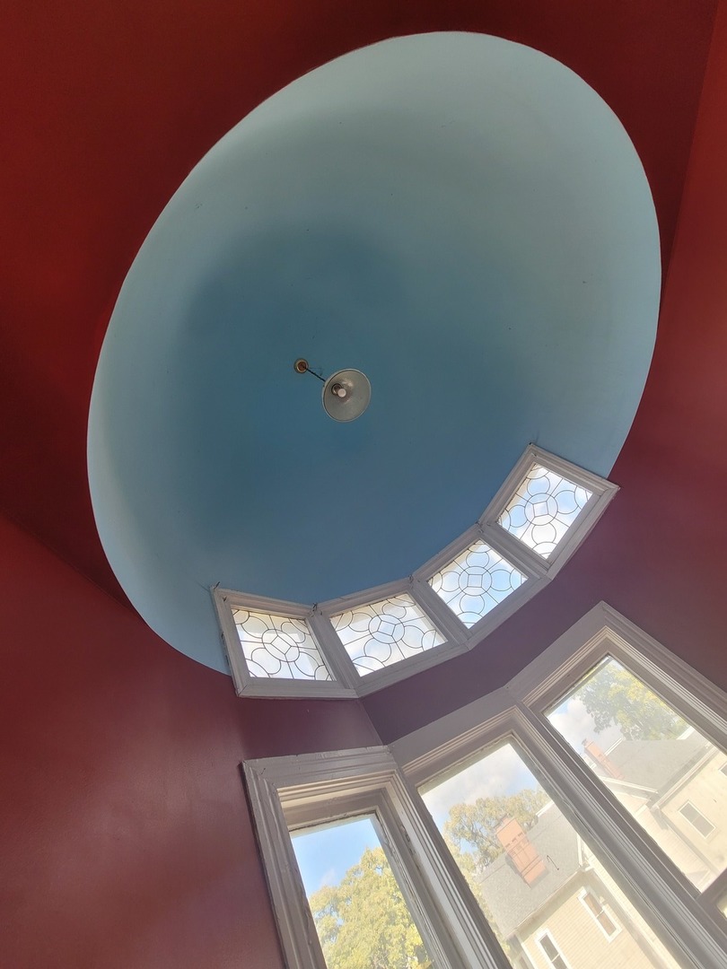 142 S Lincoln Avenue