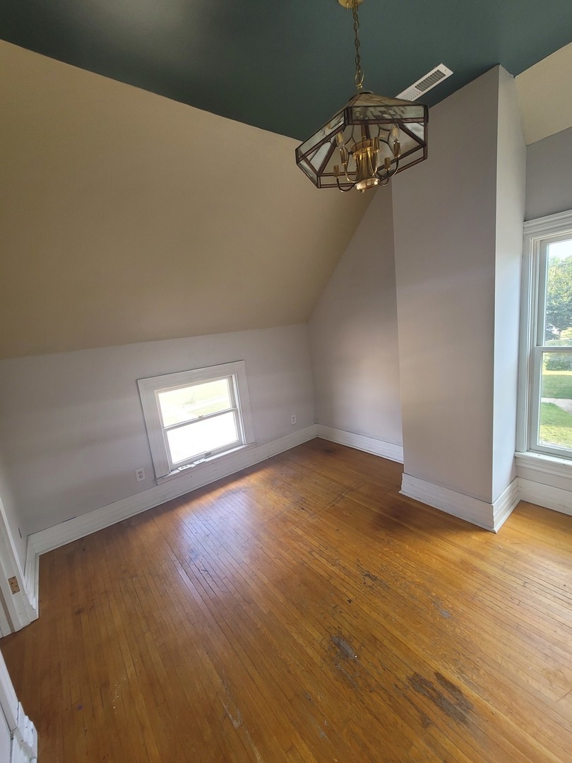 142 S Lincoln Avenue