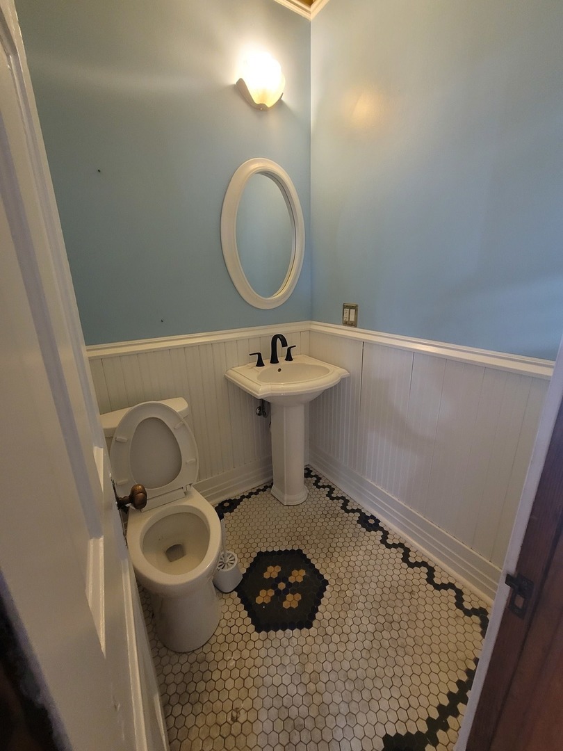 142 S Lincoln Avenue