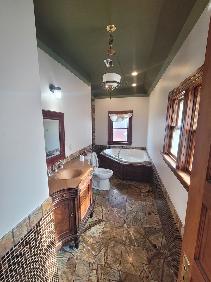 142 S Lincoln Avenue