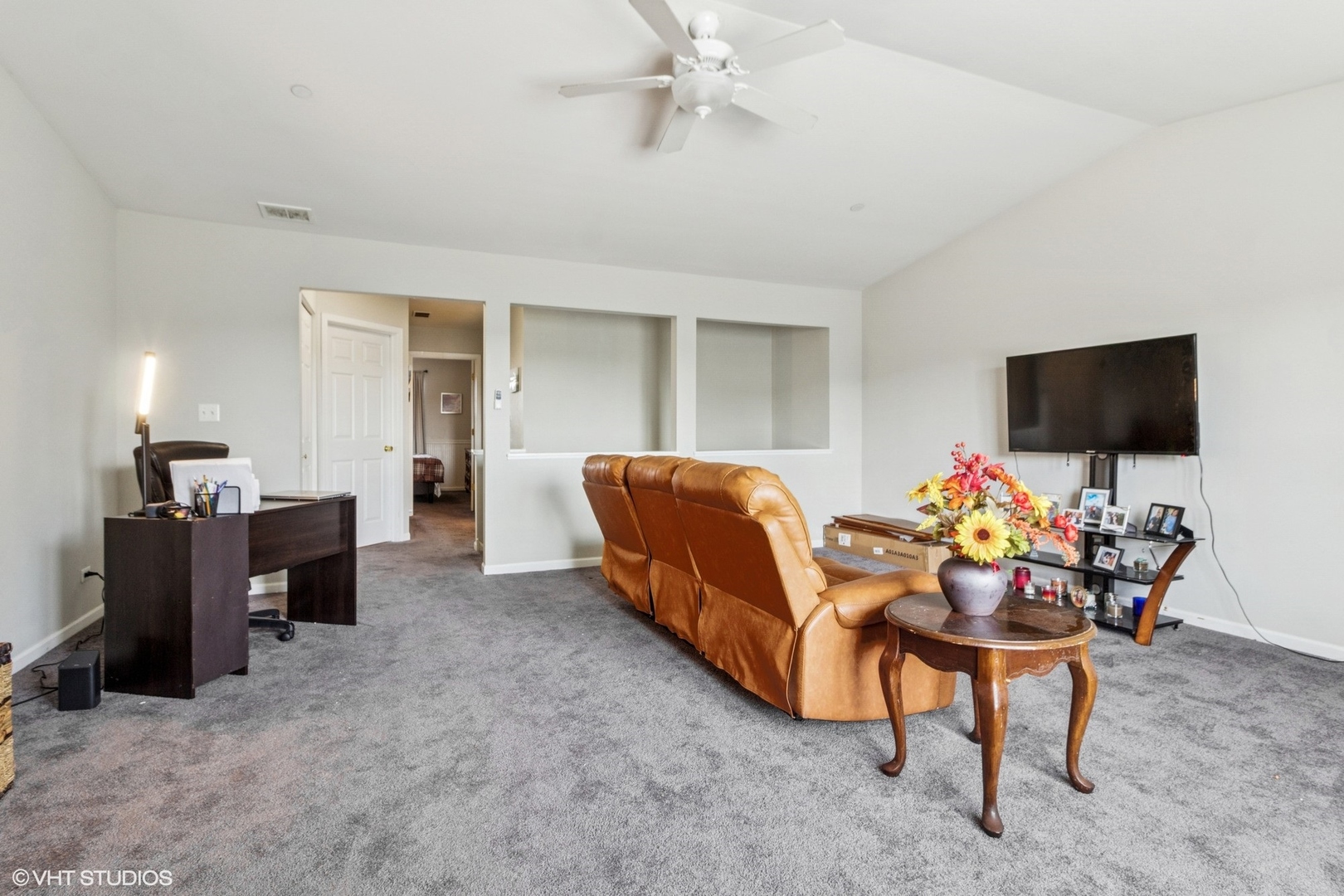 181 Willoughby Court Unit: B