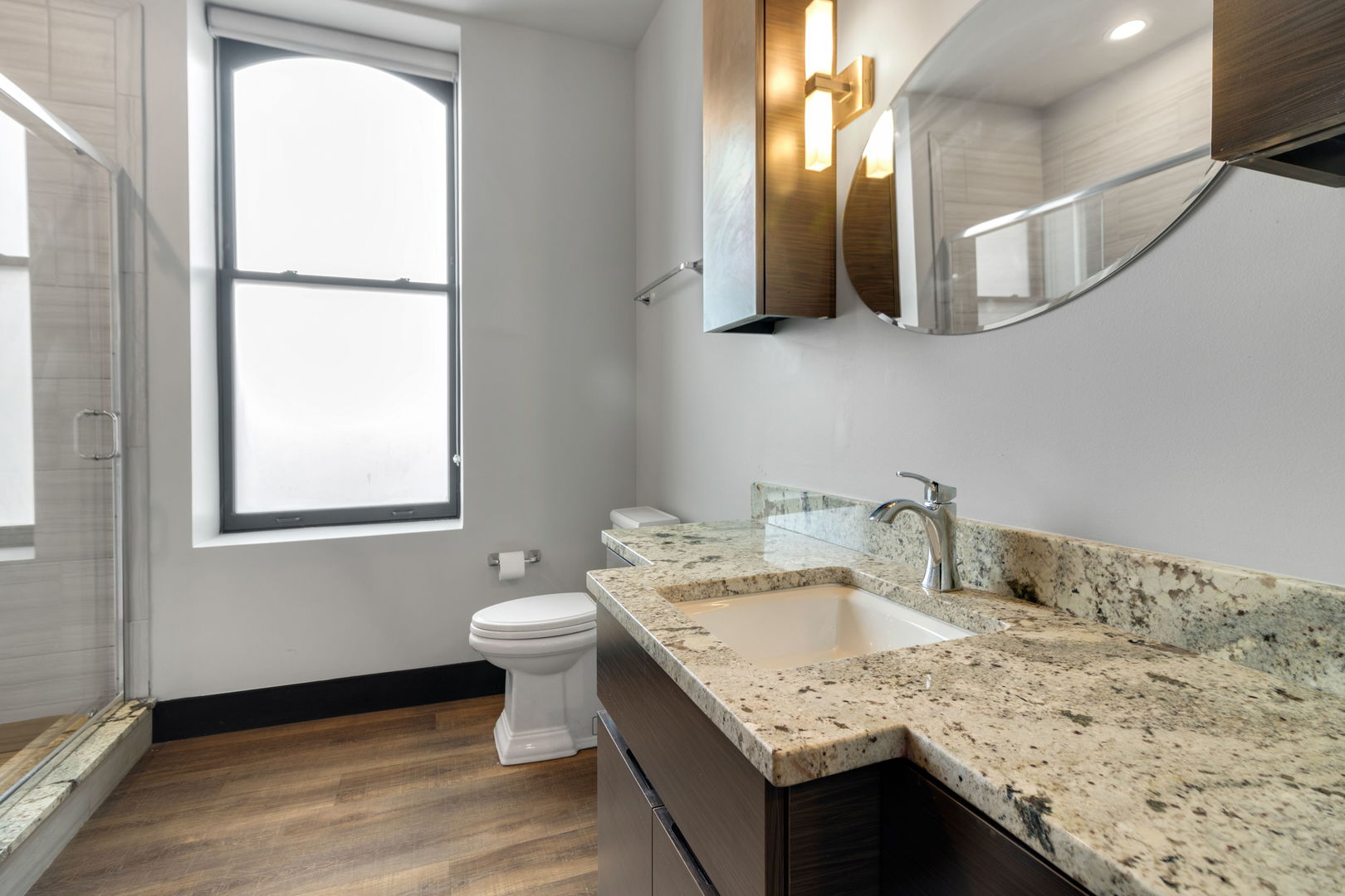 6 E Downer Place Unit: 200