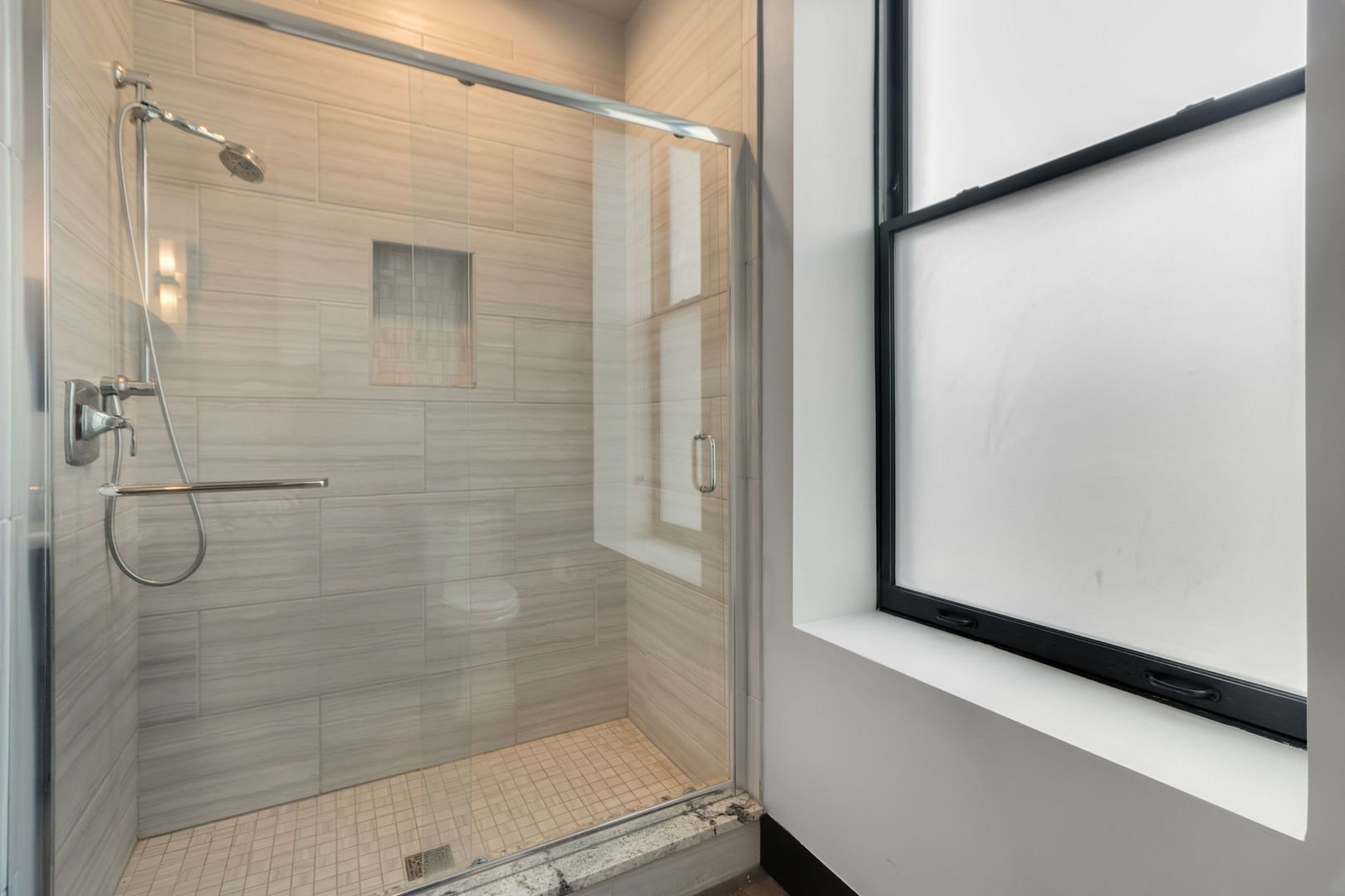 6 E Downer Place Unit: 200