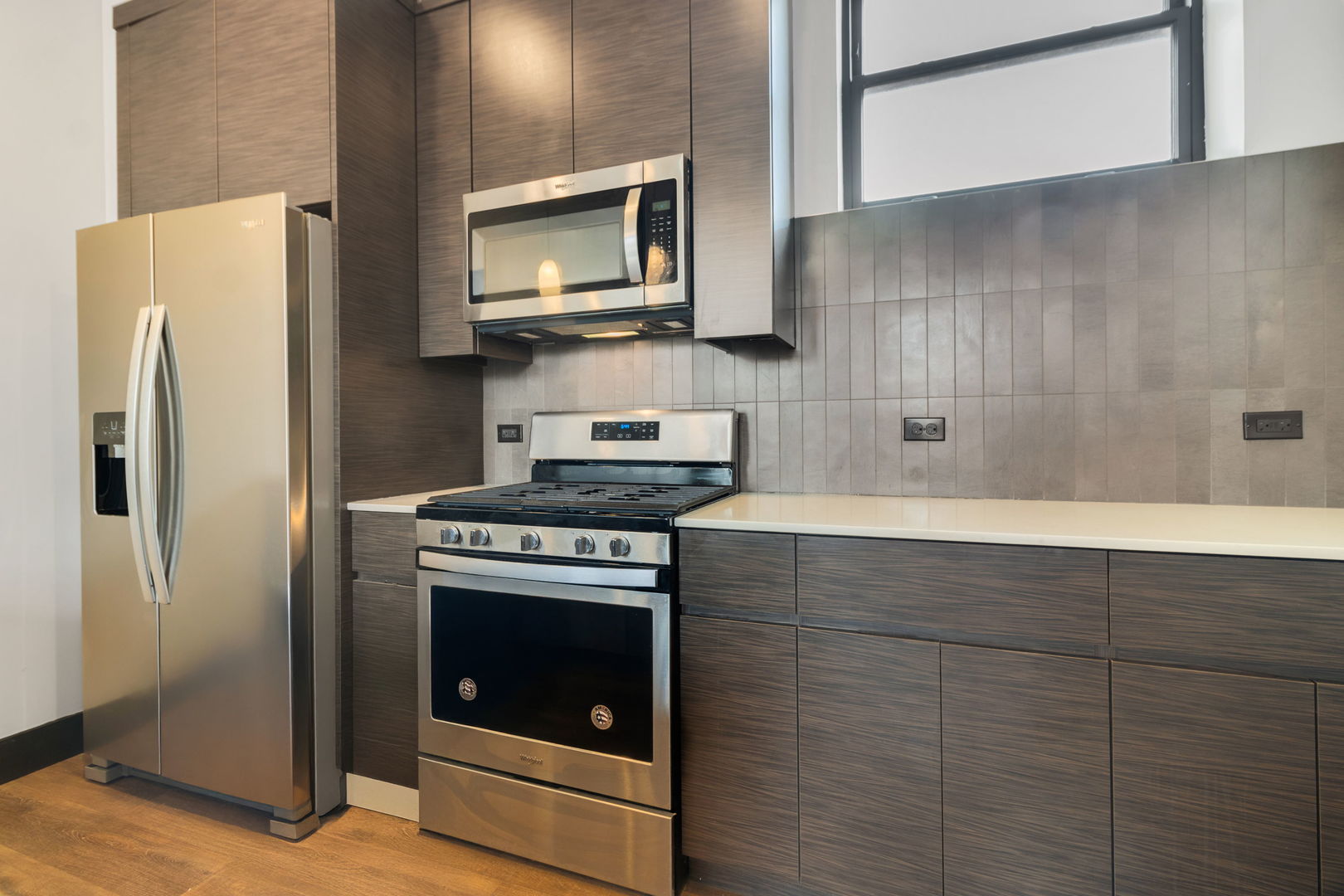 6 E Downer Place Unit: 200