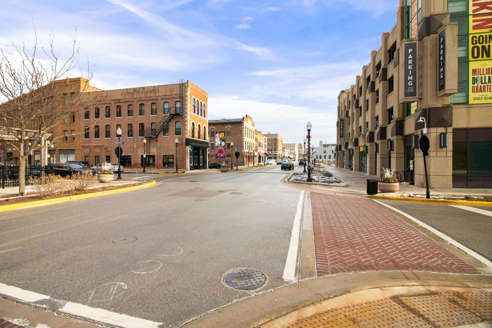 6 E Downer Place Unit: 200