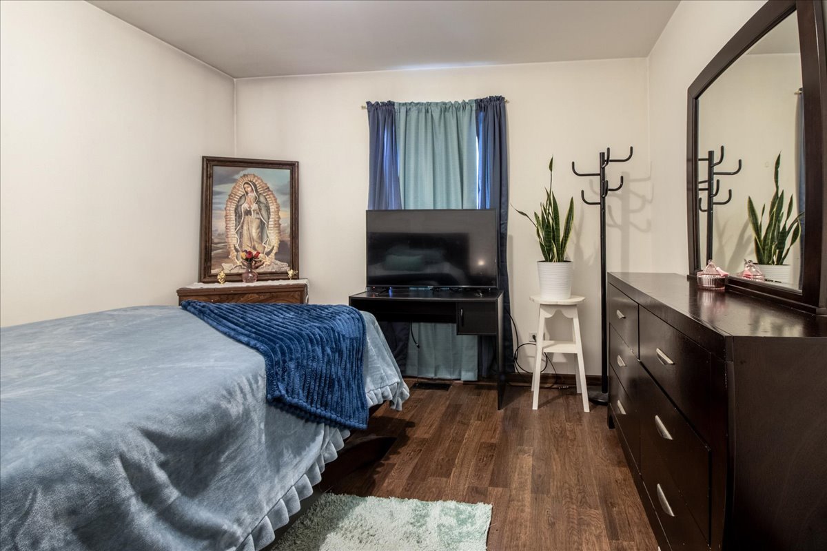 5210 Pine Trails Circle