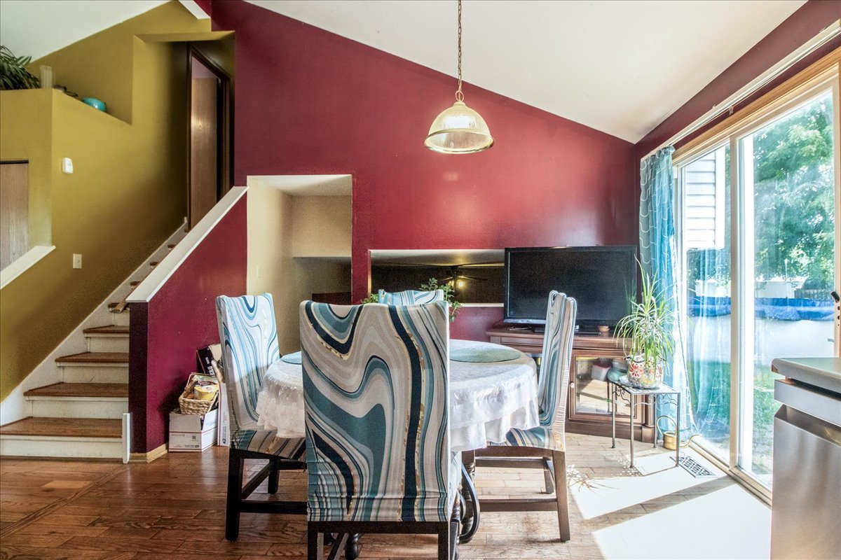 5210 Pine Trails Circle