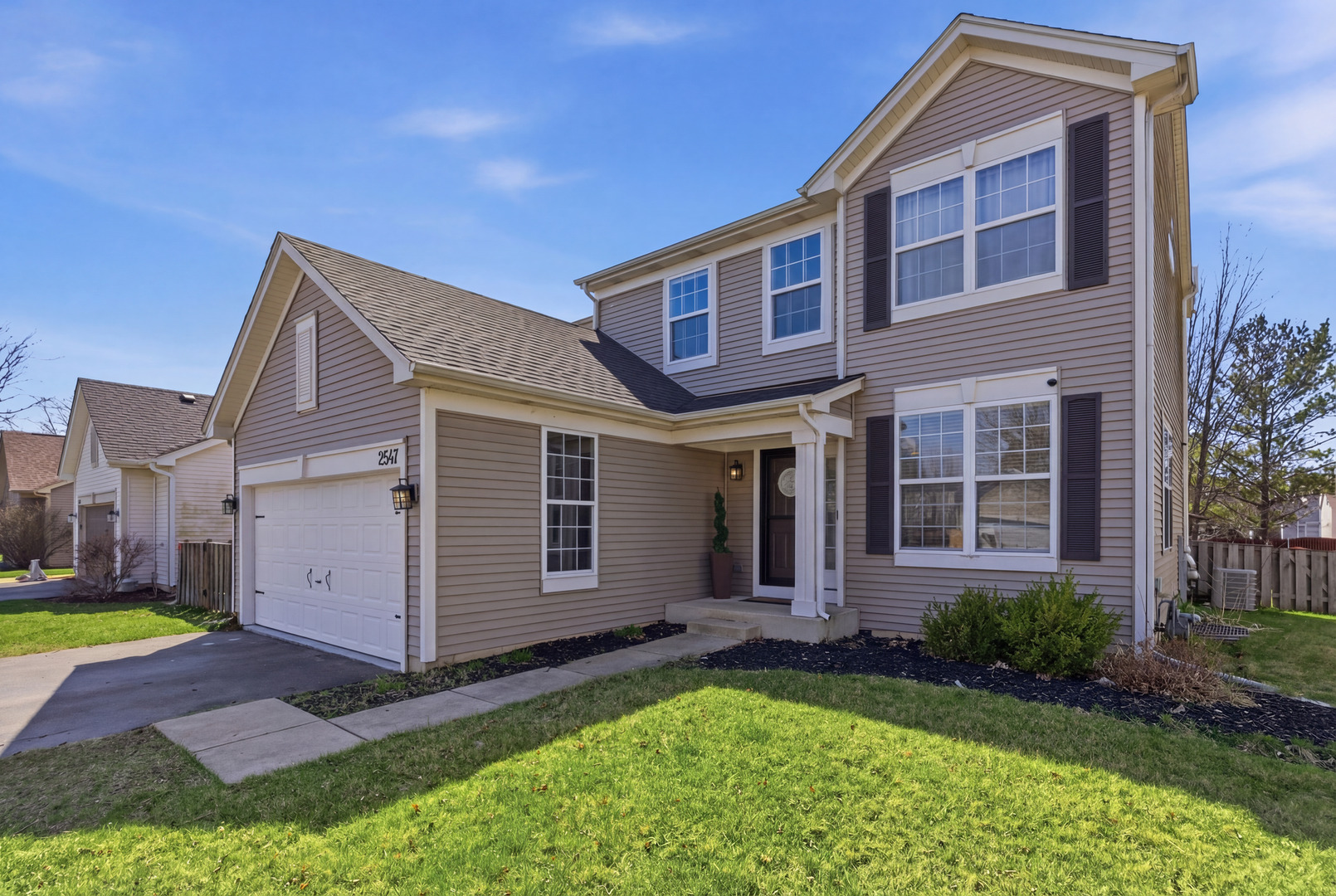 2547 Prairie Crossing Drive