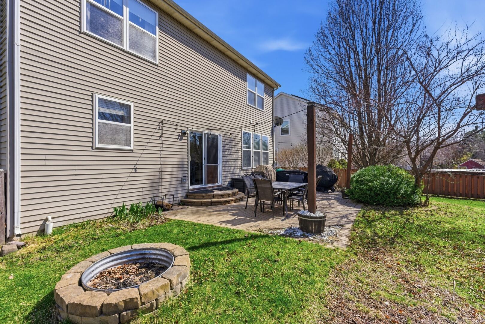 2547 Prairie Crossing Drive