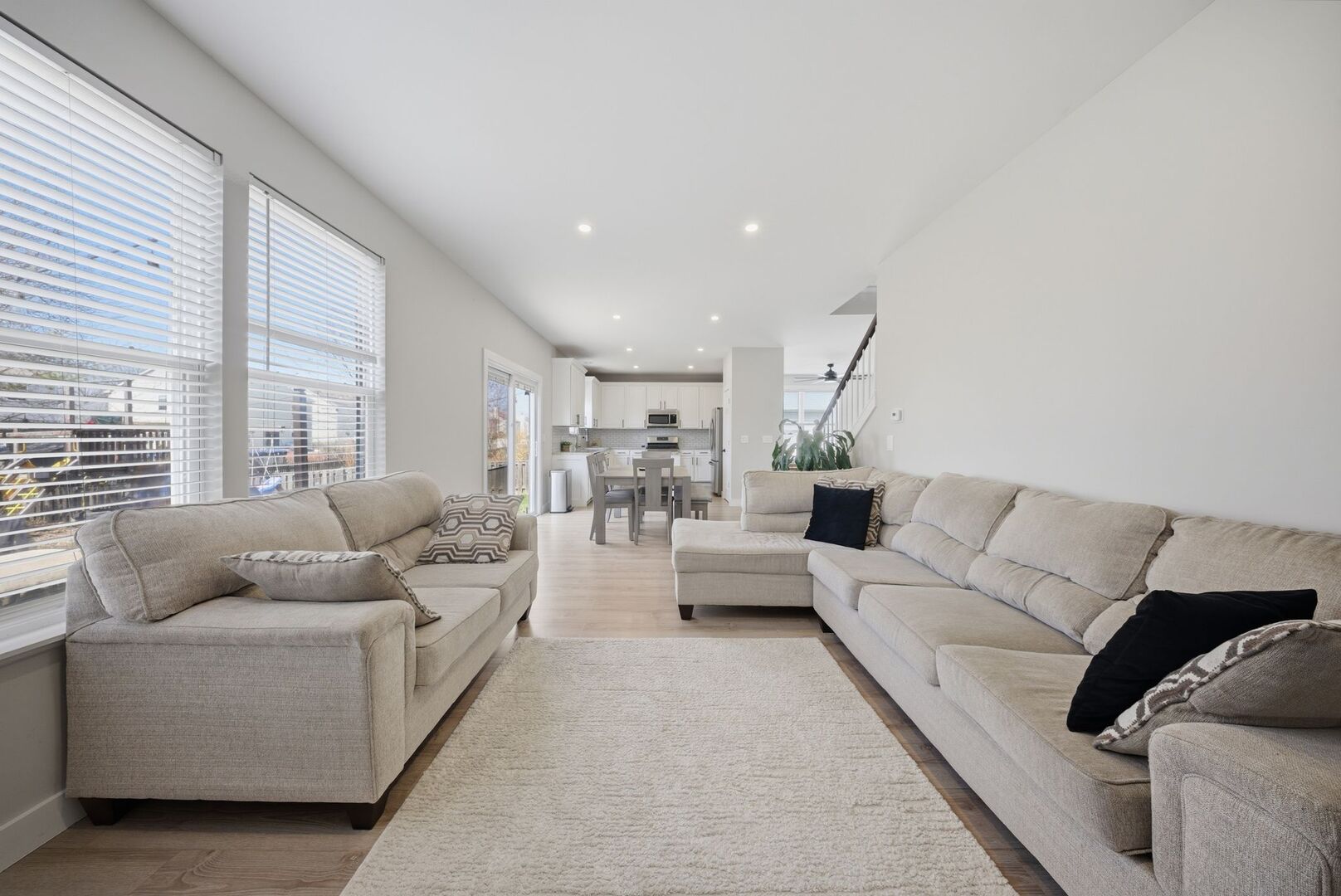 2547 Prairie Crossing Drive